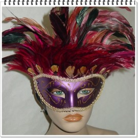 Masque vénitien violet à plumes